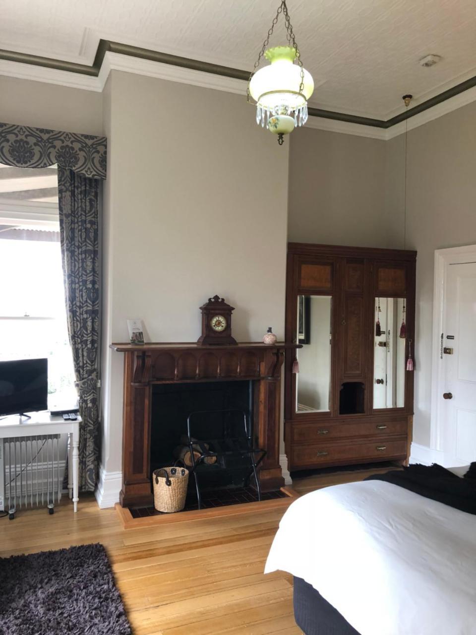 Bed and Breakfast Arcoona Manor Deloraine Esterno foto